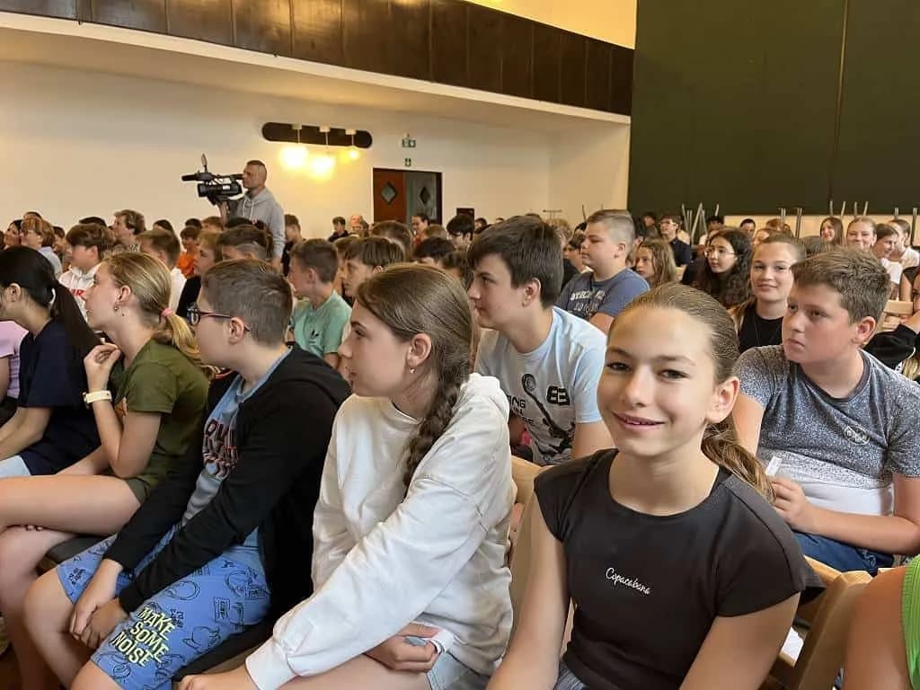 Fotografie z článku: Tisková konference k projektu Erasmus +