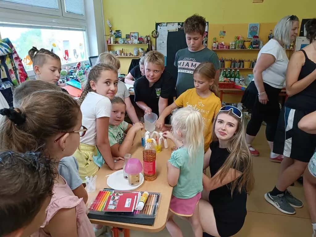 Fotografie z článku: Přívesnický tábor Malý věděc