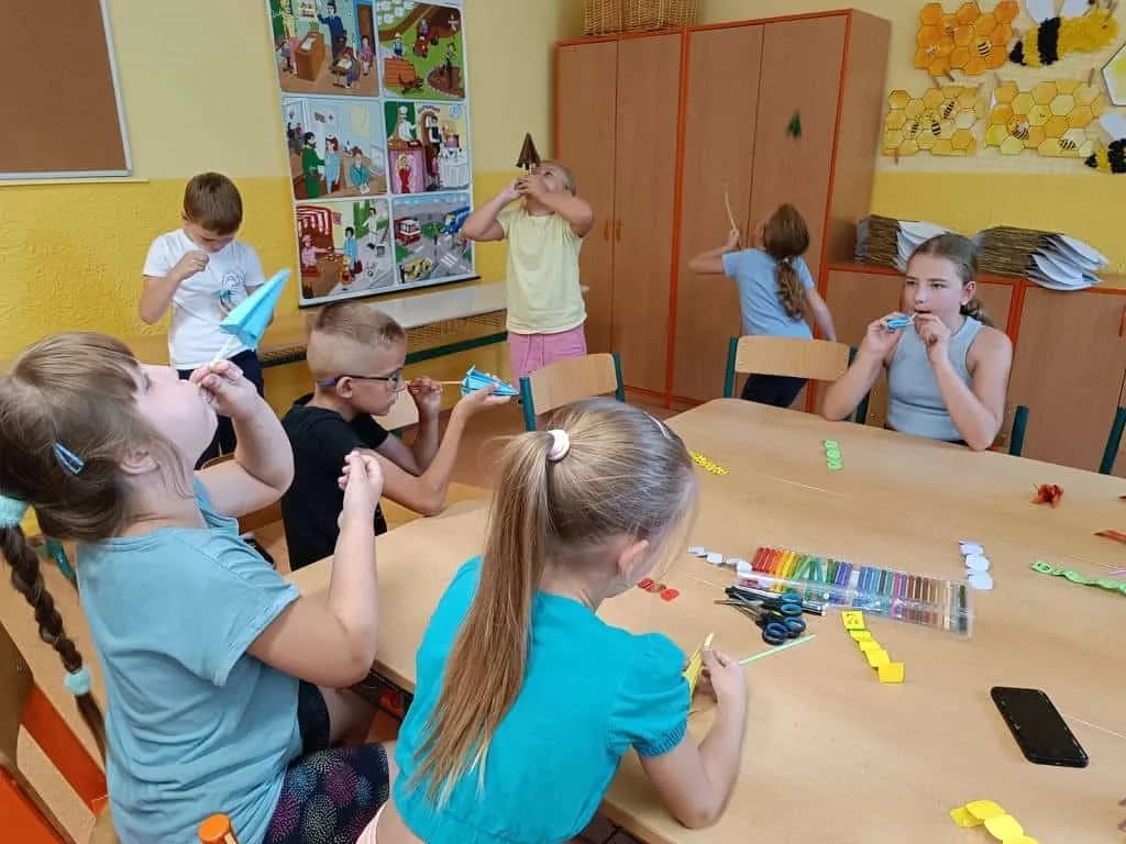 Fotografie z článku: Přívesnický tábor Malý věděc