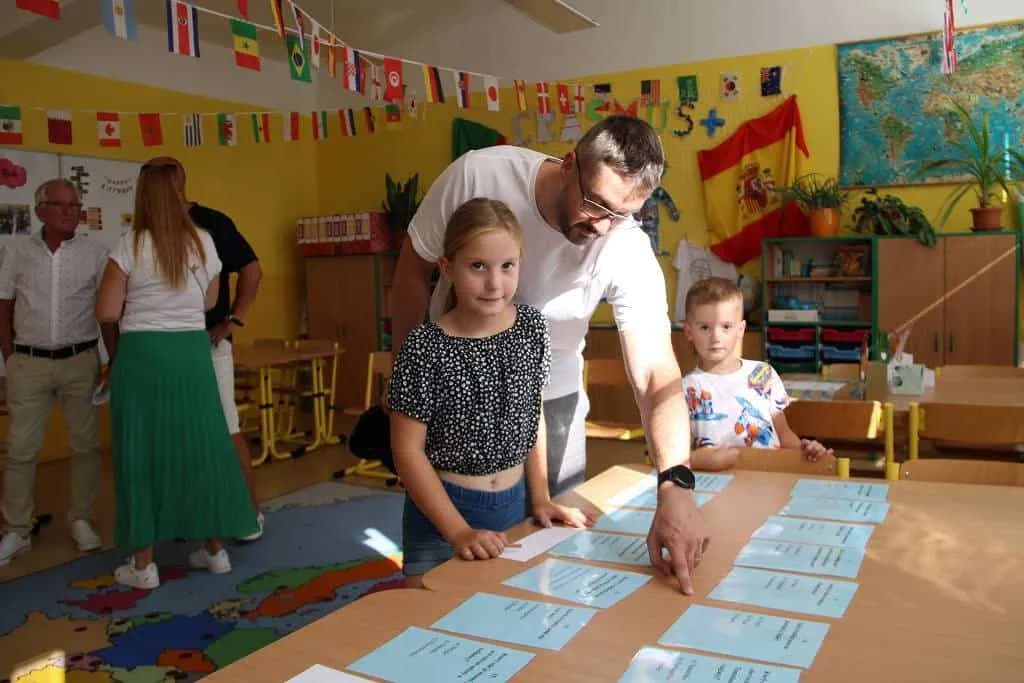 Fotografie z článku: Den otevřených dveří 7. 9. 2024 - 60. výročí školy