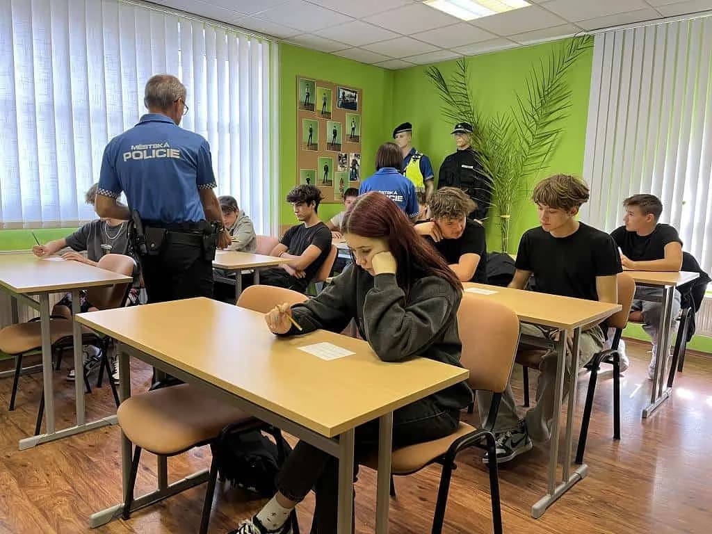 Fotografie z článku: Co vědět v 15 letech - preventivní program pro 9. třídy