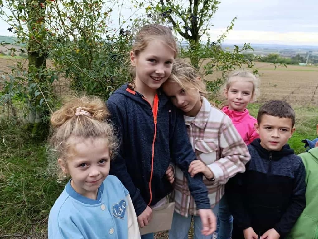 Fotografie z článku: Pohybová stezka se skřítky