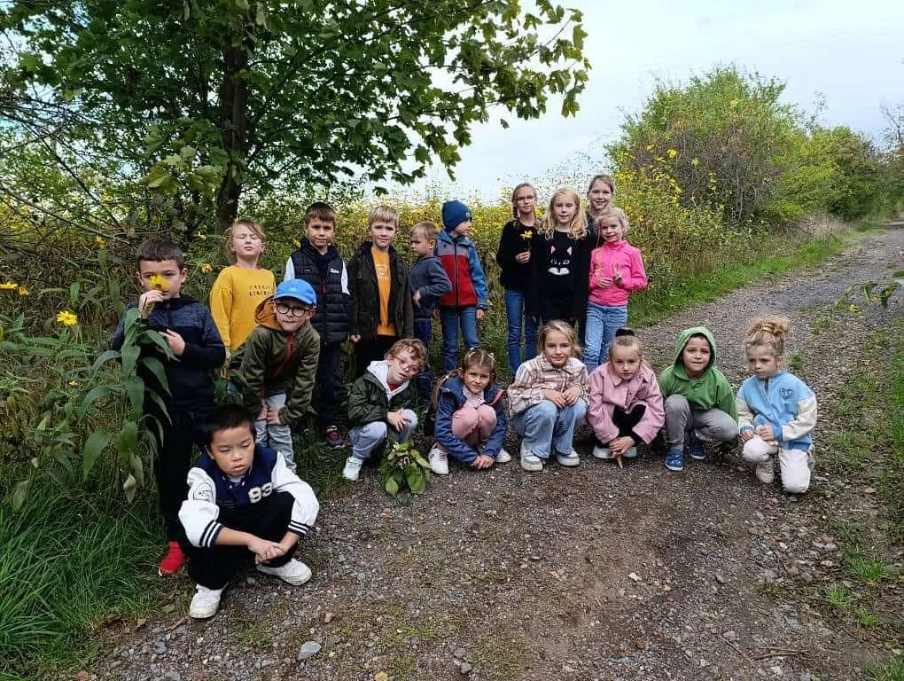 Fotografie z článku: Pohybová stezka se skřítky