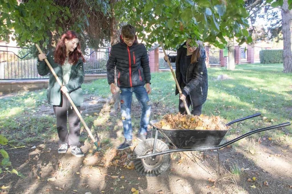 Fotografie z článku: Svět práce IX.A