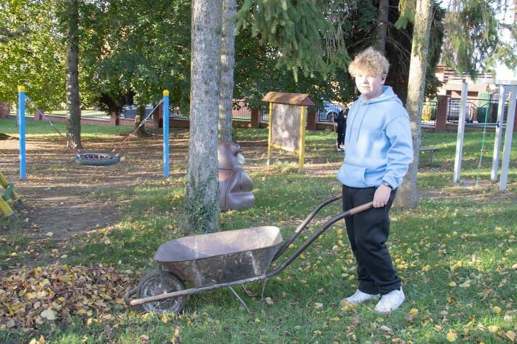 Fotografie z článku: Svět práce IX.A