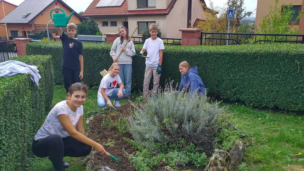 Fotografie z článku: Pracovní činnosti se sedmáky