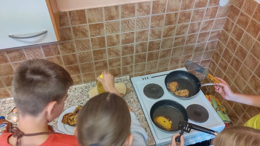 Fotografie z článku: Pracovní činnosti se sedmáky