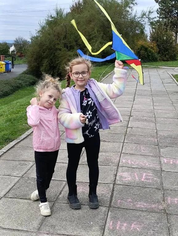 Fotografie z článku: Pouštění draků u Soviček