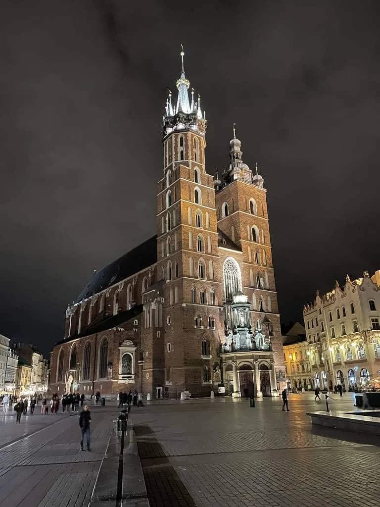 Fotografie z článku: Drakiáda - všechna oddělení školní družiny