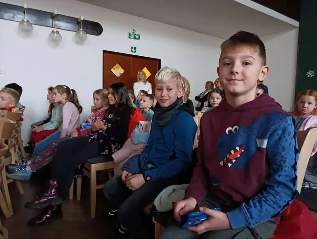 Fotografie z článku: Vánoční vystoupení s Pomněnkou a Rubínkou