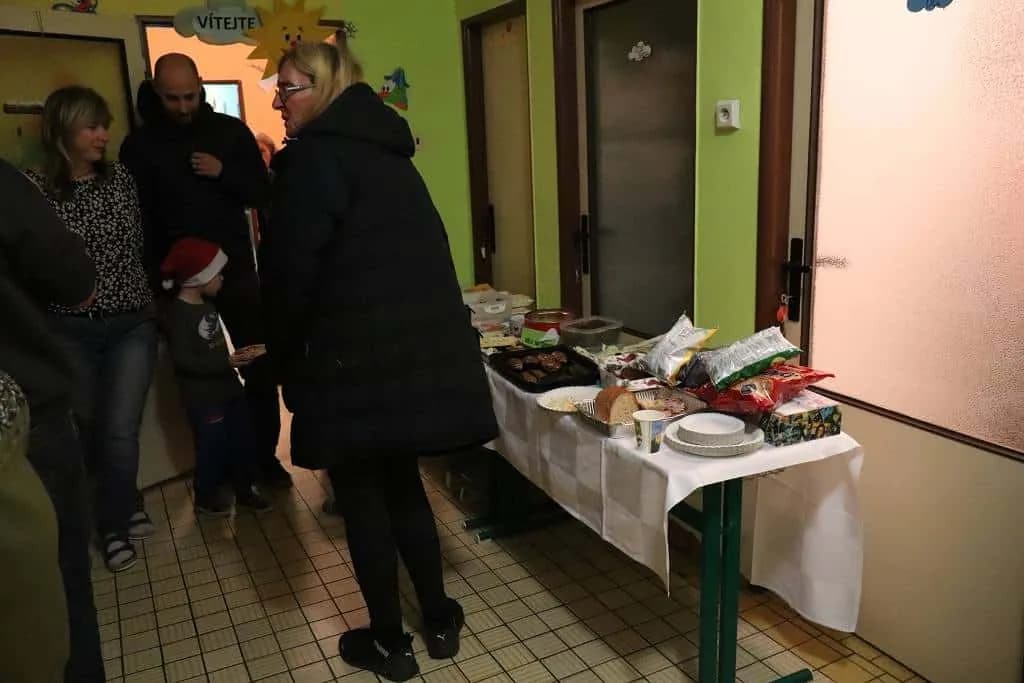 Fotografie z článku: Vánoce u Sluníček a Koťat