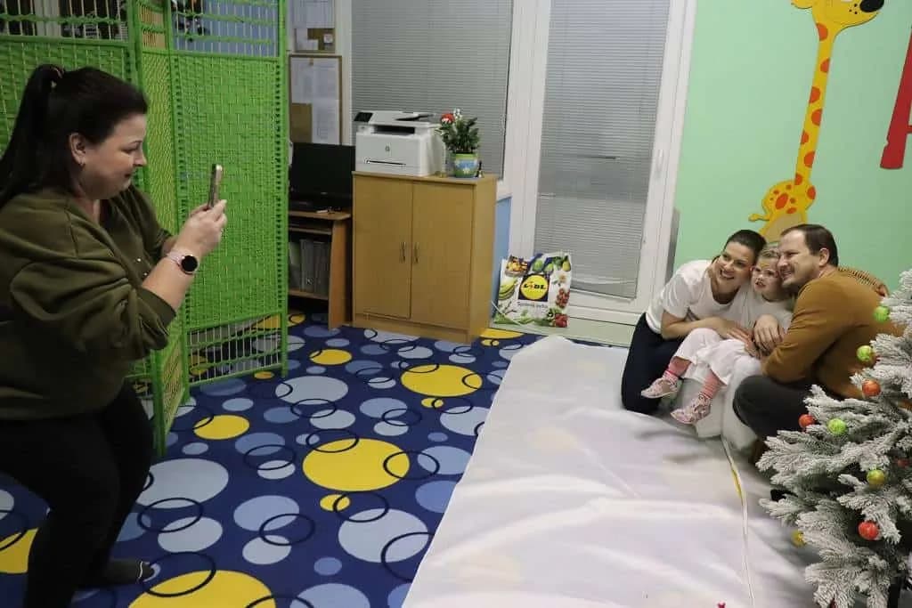 Fotografie z článku: Vánoce u Sluníček a Koťat