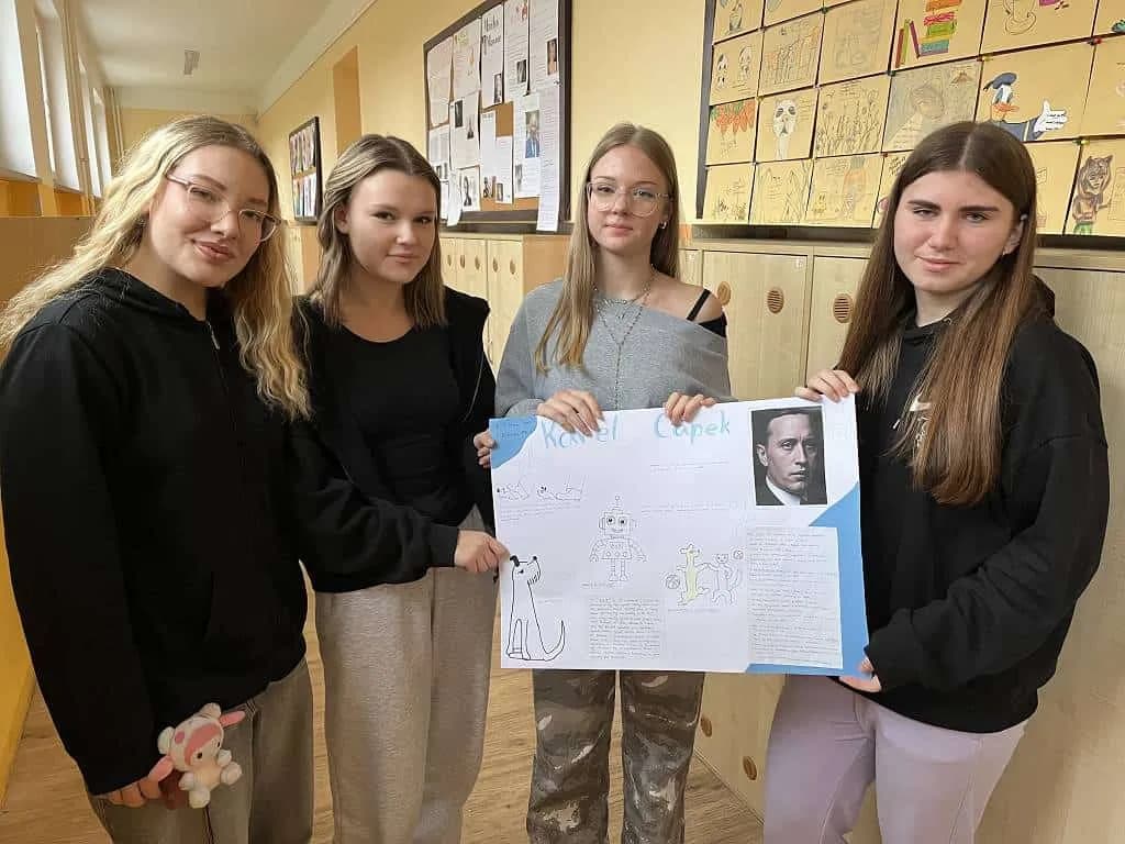 Fotografie z článku: Projekty deváťáků - čeští spisovatelé