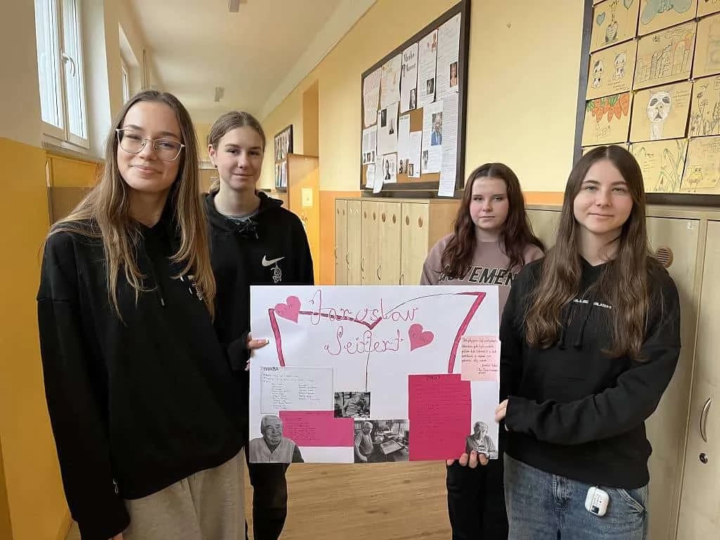 Fotografie z článku: Projekty deváťáků - čeští spisovatelé