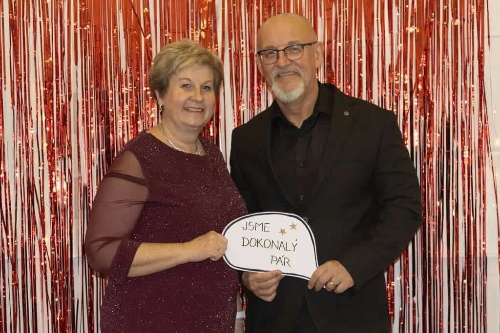 Fotografie z článku: Druhý ročník Žákovského plesu přinesl spoustu zábavy!
