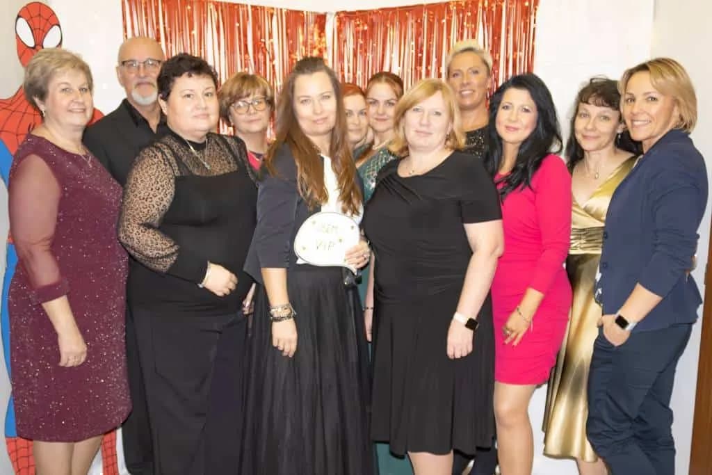 Fotografie z článku: Druhý ročník Žákovského plesu přinesl spoustu zábavy!