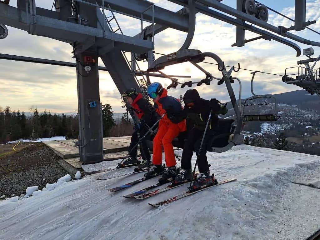 Fotografie z článku: Lyžařský a snowboardový zájezd
