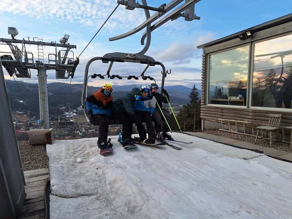 Fotografie z článku: Lyžařský a snowboardový zájezd
