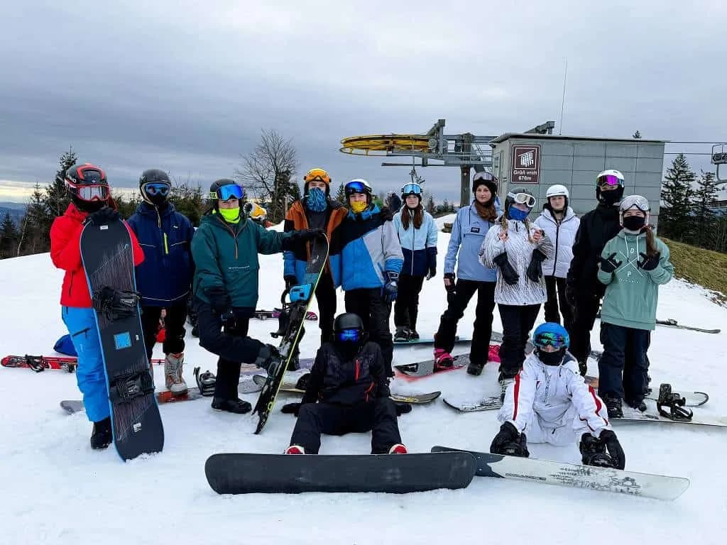 Fotografie z článku: Lyžařský a snowboardový zájezd