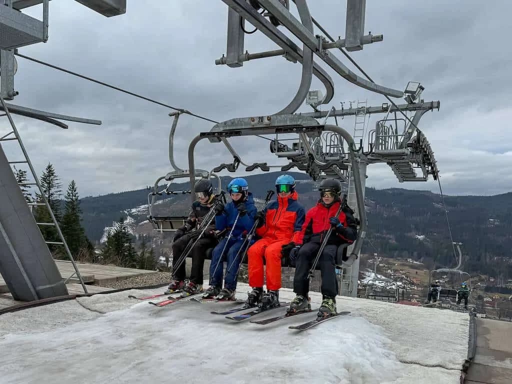 Fotografie z článku: Lyžařský a snowboardový zájezd