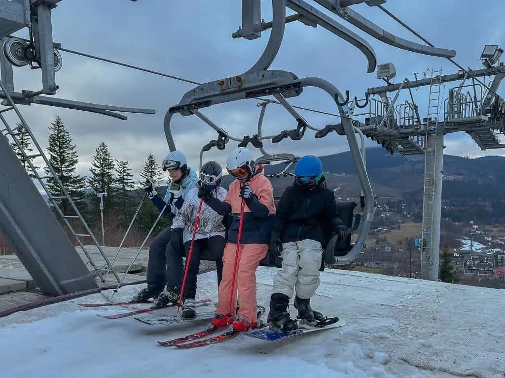 Fotografie z článku: Lyžařský a snowboardový zájezd