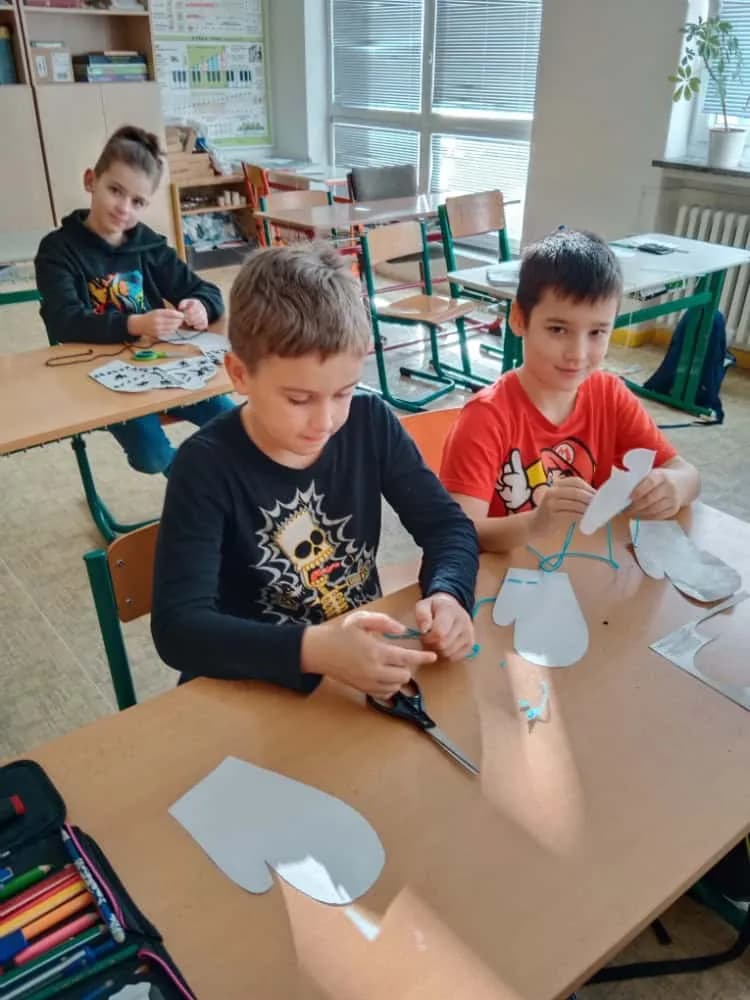 Fotografie z článku: Pracovní výchova ve IV. A