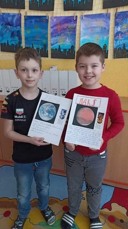 Fotografie z článku: Planety sluneční soustavy ve III.B