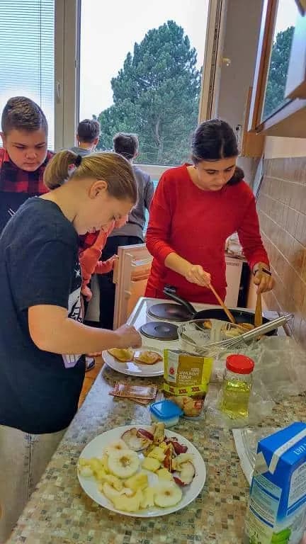 Fotografie z článku: Saláty, jablka v županu, maso a jeho zpracování