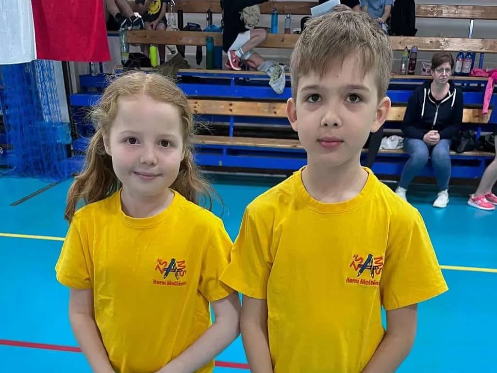 Fotografie z článku: Barevný minivolejbalový turnaj