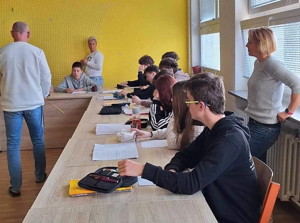 Fotografie z článku: Tic-Tac-Toe, Unfair game a komiksy ve výuce