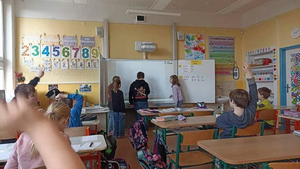 Fotografie z článku: Den naruby ve III. B