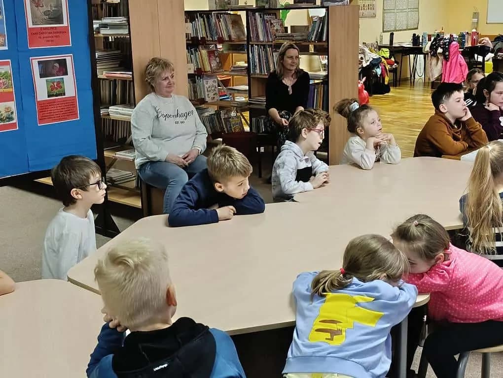 Fotografie z článku: Noc s Andersenem
