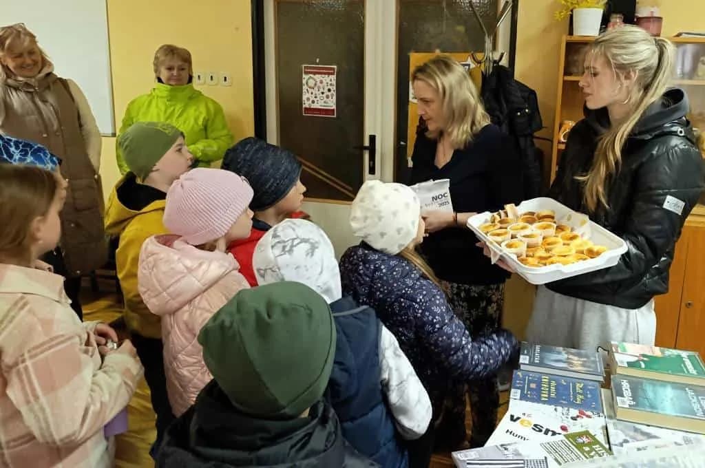 Fotografie z článku: Noc s Andersenem