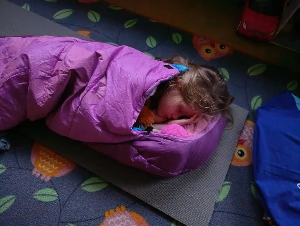 Fotografie z článku: Noc s Andersenem