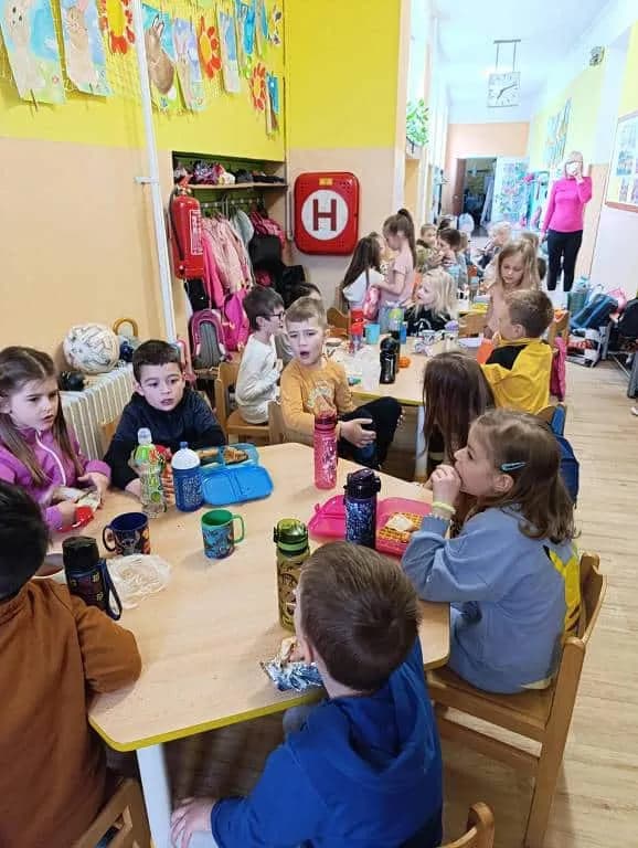 Fotografie z článku: Noc s Andersenem