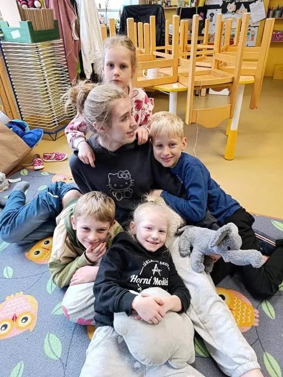 Fotografie z článku: Noc s Andersenem