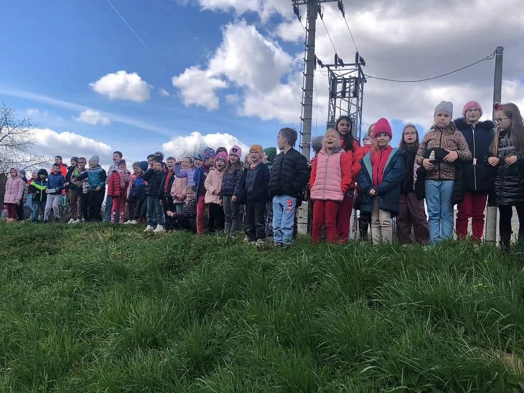 Fotografie z článku: Vynášení Moreny v ŠD