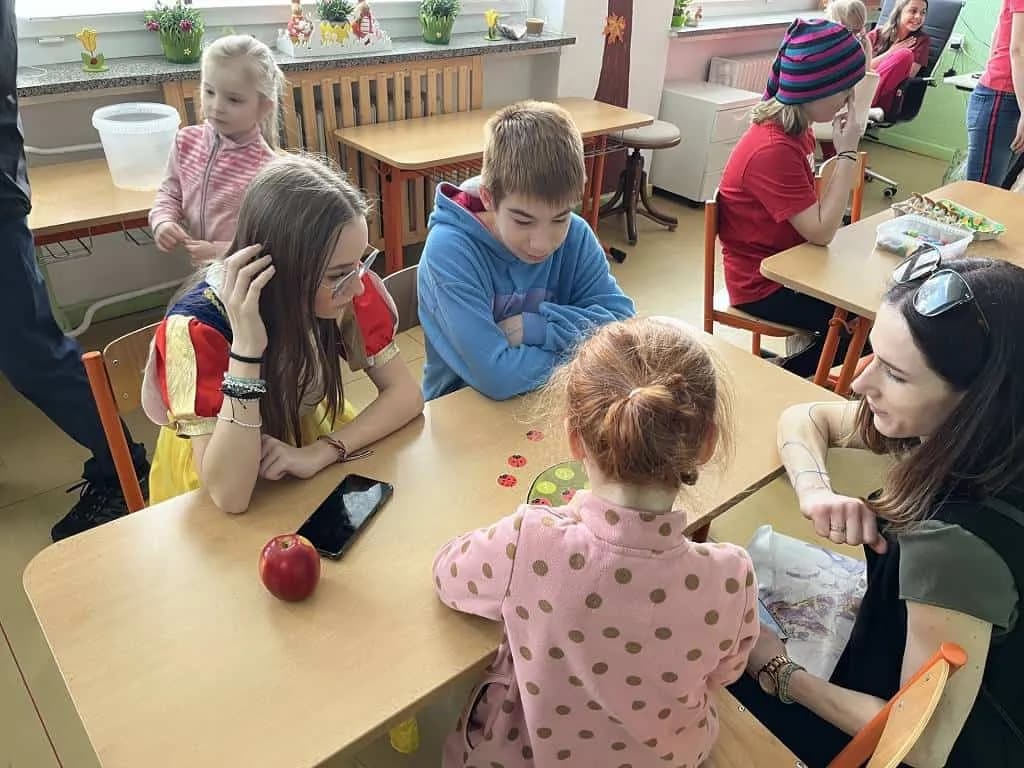 Fotografie z článku: Jak jsme byli u zápisu