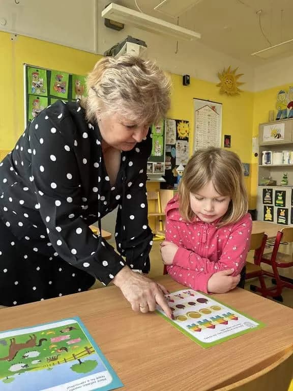 Fotografie z článku: Jak jsme byli u zápisu