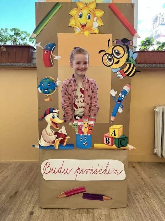 Fotografie z článku: Jak jsme byli u zápisu