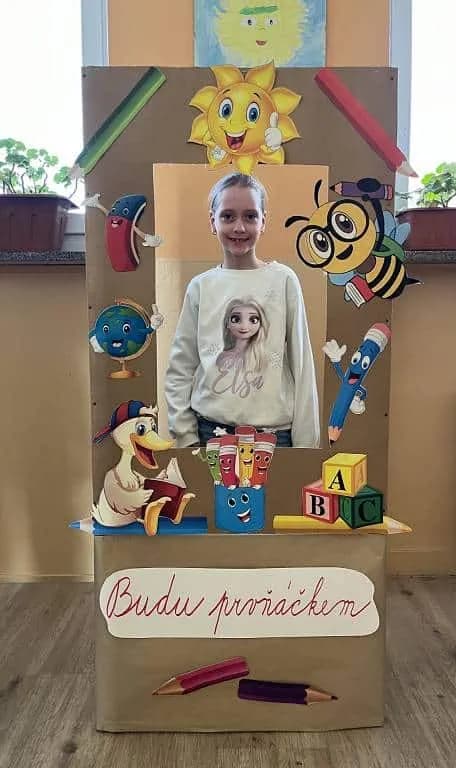 Fotografie z článku: Jak jsme byli u zápisu