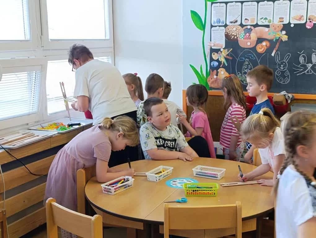 Fotografie z článku: Velikonoční návštěva I. A u Berušek v MŠ