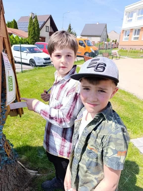 Fotografie z článku: Čarodějnické hraní ve ŠD 28. - 30. 4.