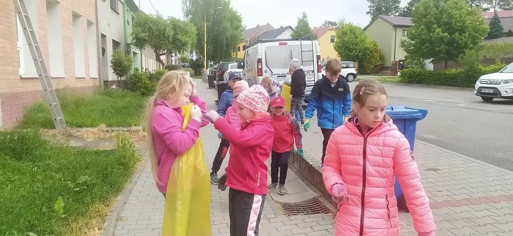 Fotografie z článku: Den Země – Za Horní Moštěnici krásnější