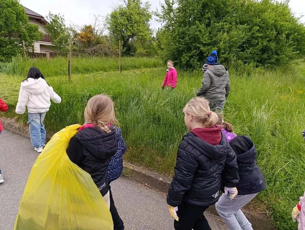 Fotografie z článku: Den Země – Za Horní Moštěnici krásnější