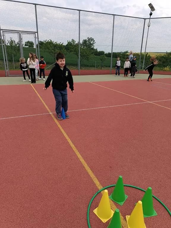 Fotografie z článku: Sportovní zápolení v Sovičkách
