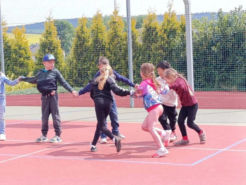 Fotografie z článku: Sportovní zápolení v Sovičkách