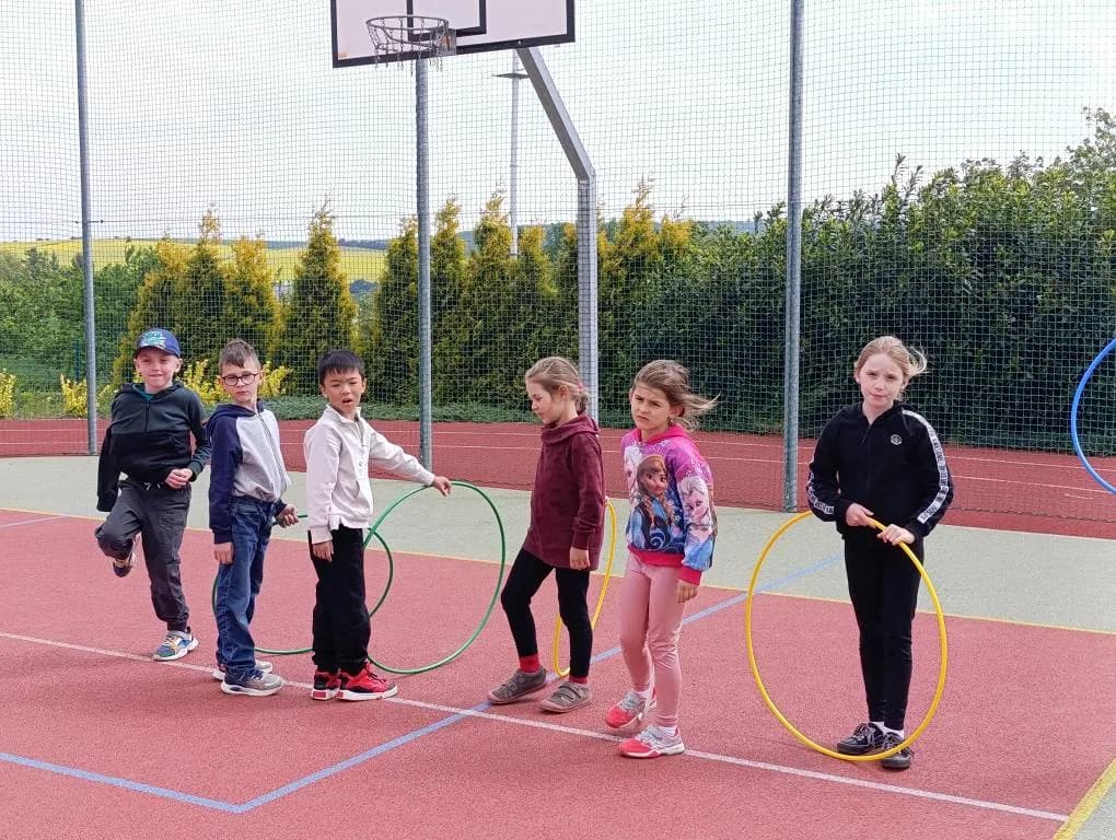 Fotografie z článku: Sportovní zápolení v Sovičkách