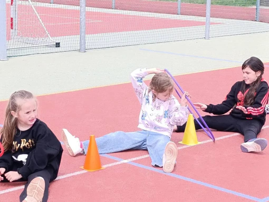 Fotografie z článku: Sportovní zápolení v Sovičkách