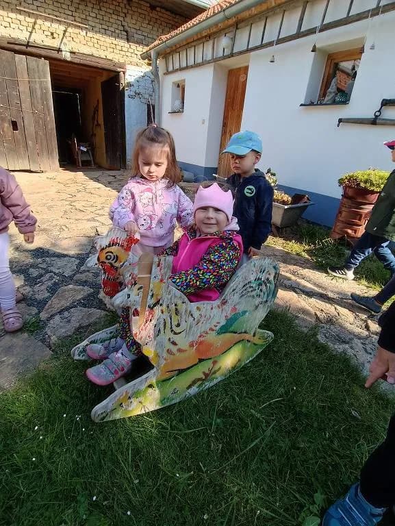Fotografie z článku: MŠ v Tučíně, skanzenu, na rozhledně